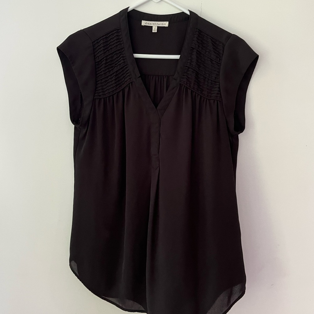DanielRainn Black Blouse